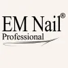 Em-nail