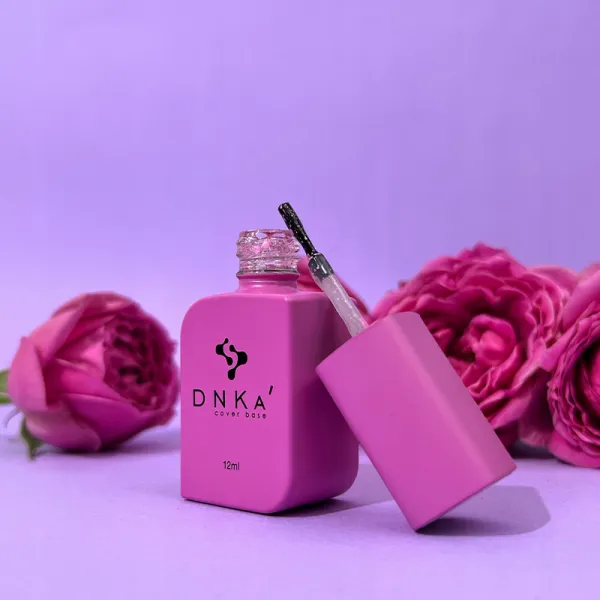 DNKa' Top No Wipe z Różowymi Cekinami Sakura 12 ml