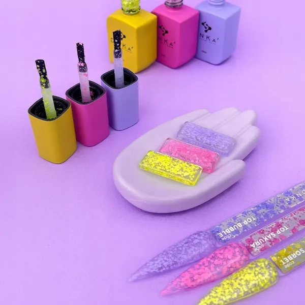DNKa' Top No Wipe z Różowymi Cekinami Sakura 12 ml