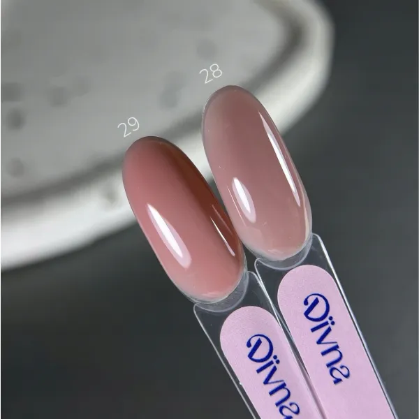 Divna Rubber Base Baza 28 13 ml