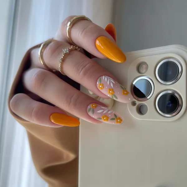 Yoshi Lakier Hybrydowy La Premiere 241 Soleil sur Scène 6 ml