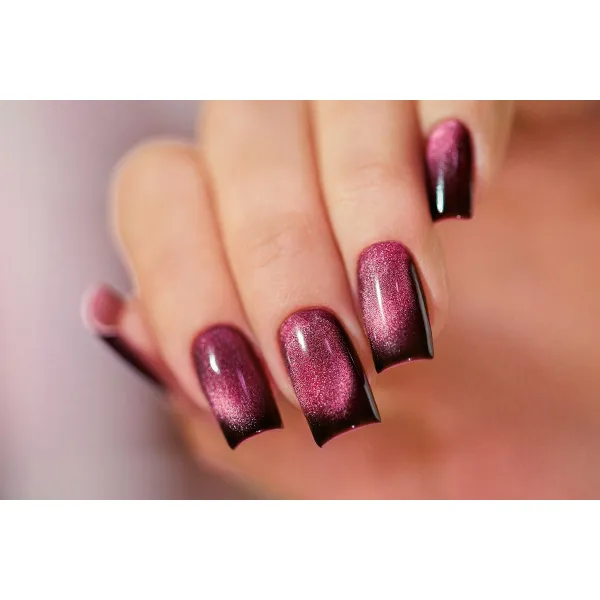 Victoria Vynn lakier hybrydowy do paznokci 426 Mocha Éclair 8 ml