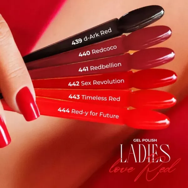 Victoria Vynn Lakier Hybrydowy 443 Timeless Red 8 ml