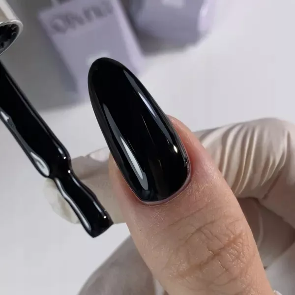 Divna Lakier Hybrydowy Ultra Black 7 ml