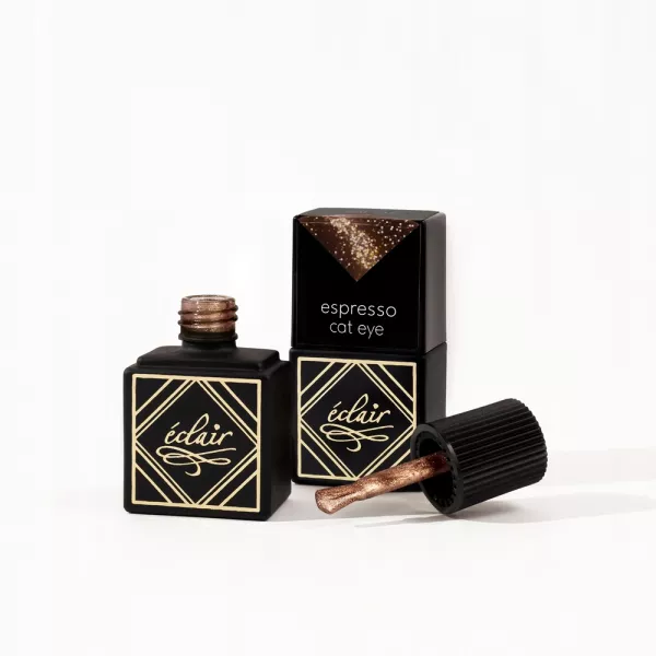 Eclair Lakier Hybrydowy Espresso Cat Eye 7 ml